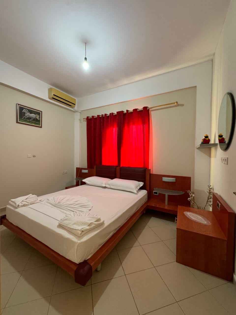 Bed, Bedroom, air conditioner
