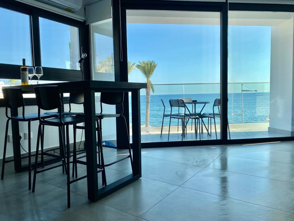 Sea La Vie #2 - Luxury Seaview apartment Apartment in Paphos