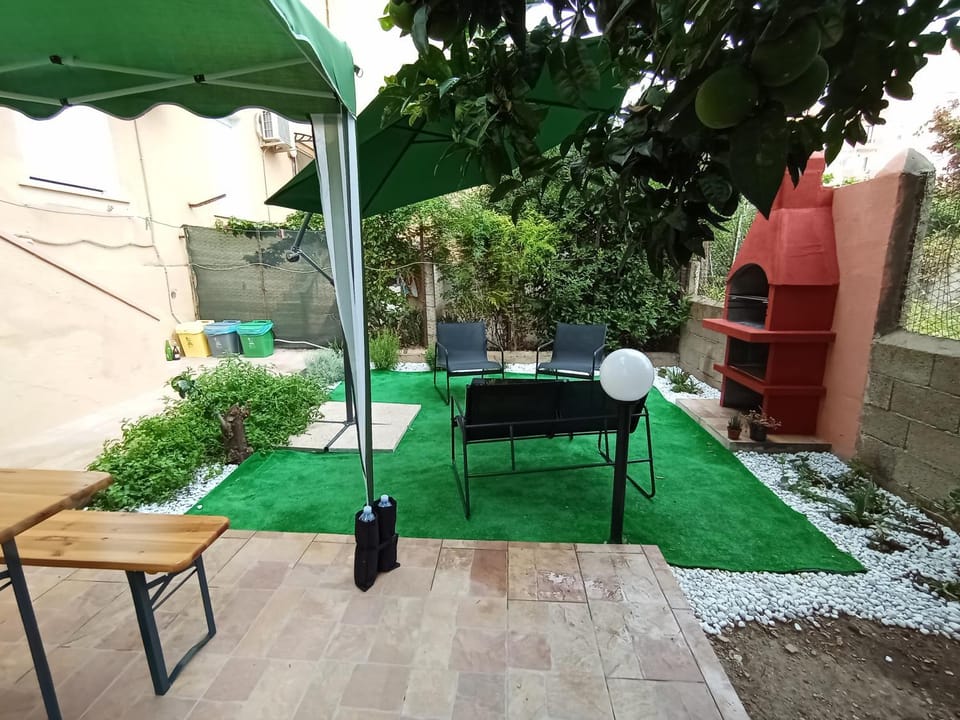 Casa Clara Oristano centro con giardino Apartment in Oristano