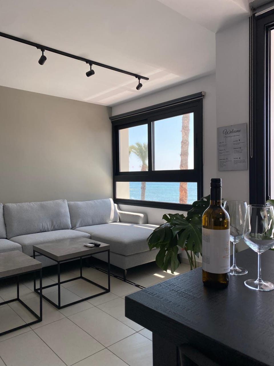 Sea La Vie #1 - Luxury Seaview apartment Apartment in Paphos