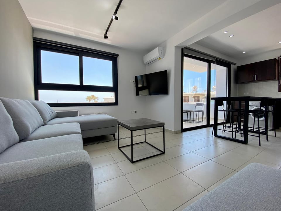 Sea La Vie #1 - Luxury Seaview apartment Apartment in Paphos