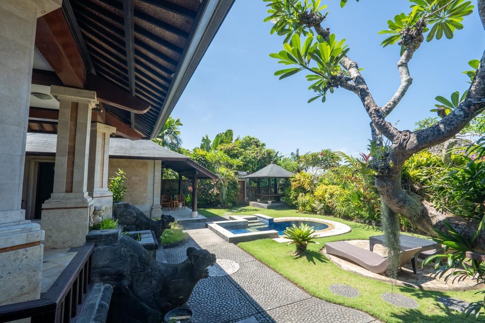 Property building, Natural landscape, Garden, Garden view