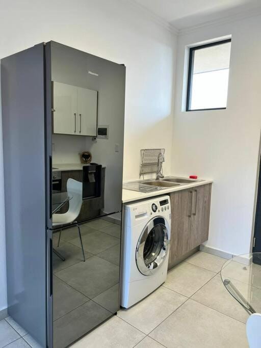 Sophiscated Upmarket One Bedroom Apartment Apartment in Sandton