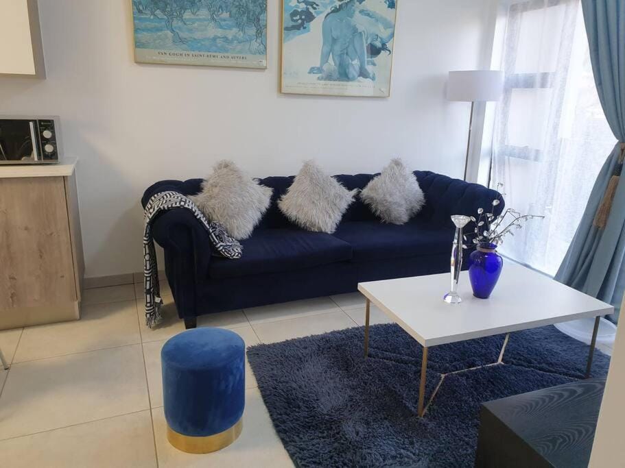 Sophiscated Upmarket One Bedroom Apartment Apartment in Sandton