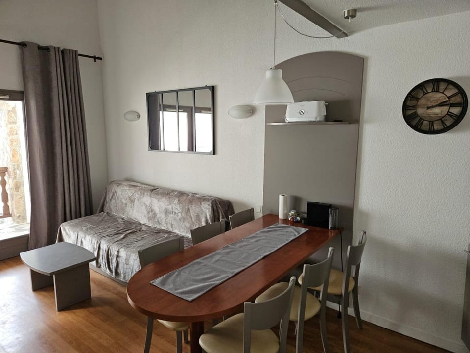 La Mongie Appartement duplex 2 à 7 personnes Apartment in Aragon
