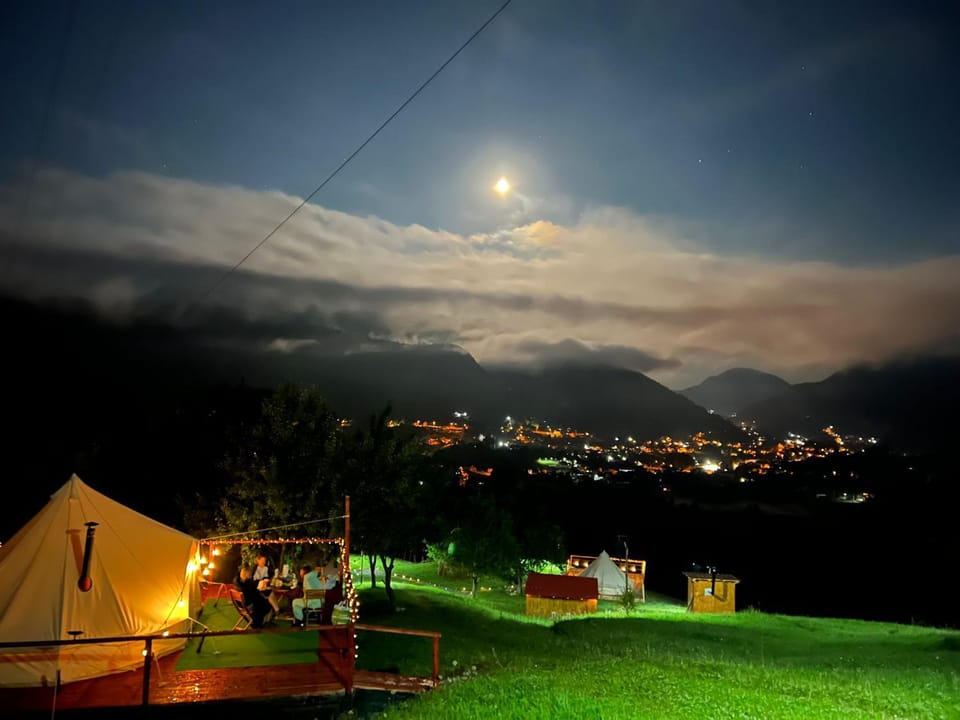 Rucăr Glamping Village Luxury tent in Brașov County