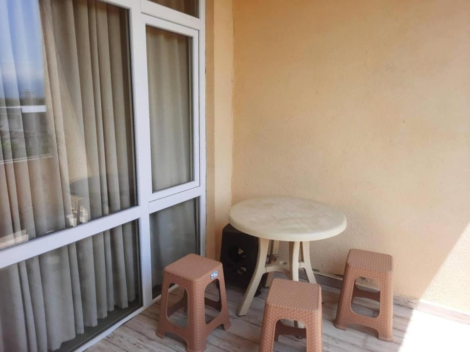 Natural landscape, Balcony/Terrace, Balcony/Terrace
