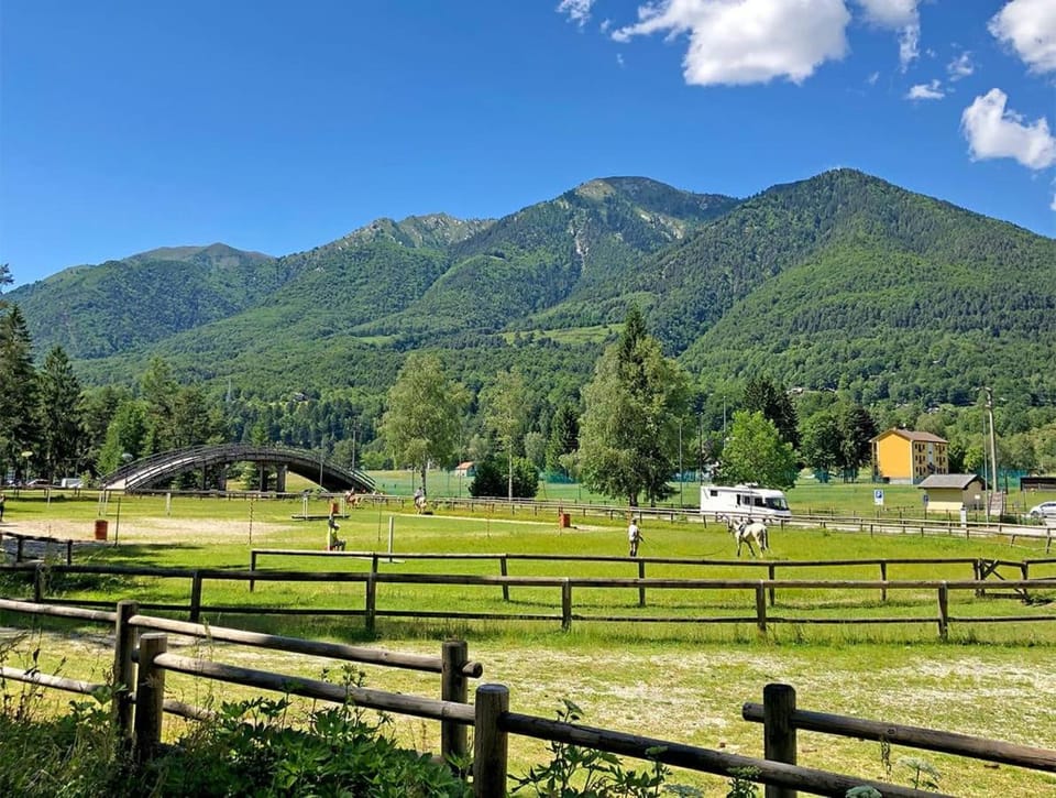 Nearby landmark, Day, Natural landscape, Mountain view