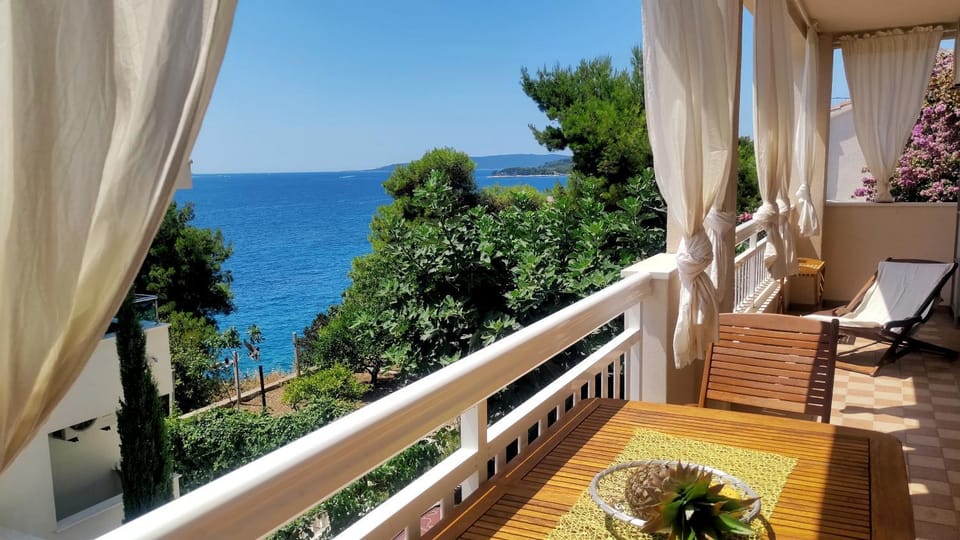 Day, Natural landscape, View (from property/room), Balcony/Terrace, Seating area, Sea view