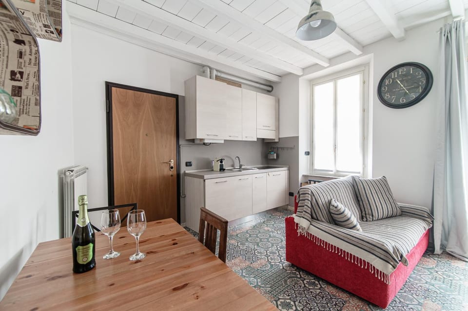 Kitchen or kitchenette, Living room, Dining area