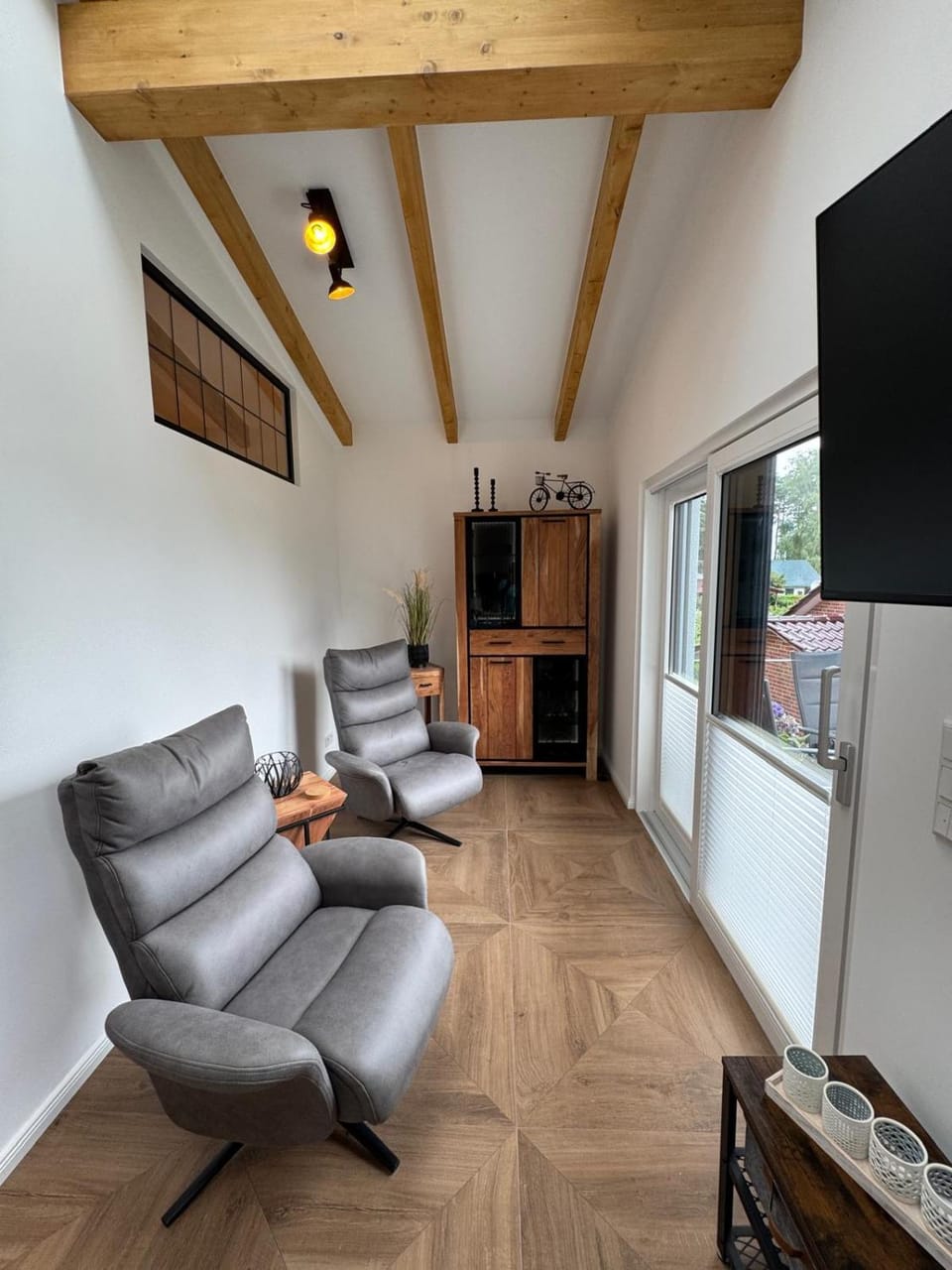 Seating area, Bedroom