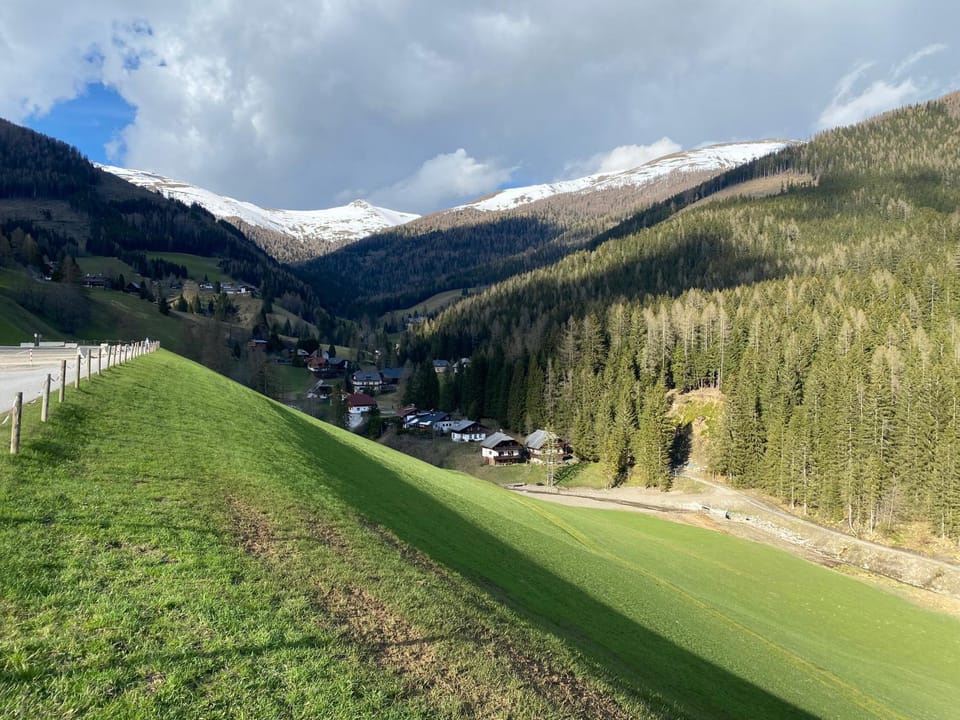Nearby landmark, Spring, Natural landscape, Mountain view