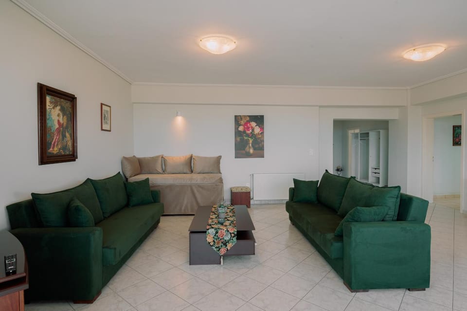 Living room, Decorative detail, Seating area