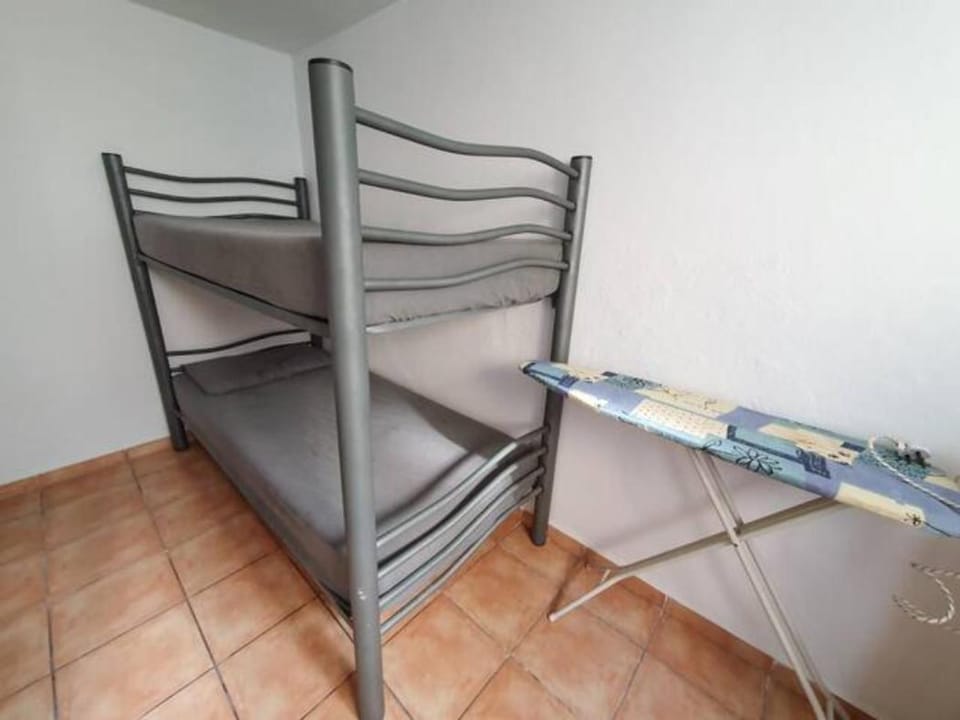 bunk bed