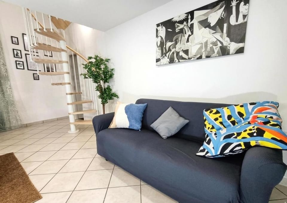 A Casa e Cardetella Apartment in Naples