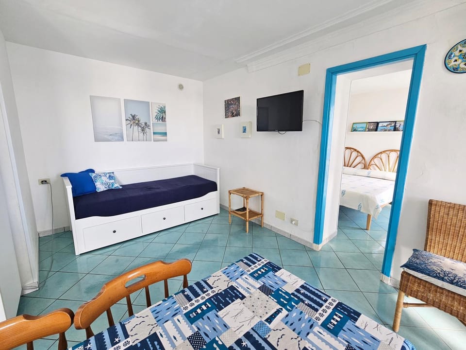 Bed, TV and multimedia