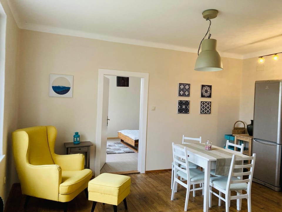 Kitchen or kitchenette, Living room, Dining area