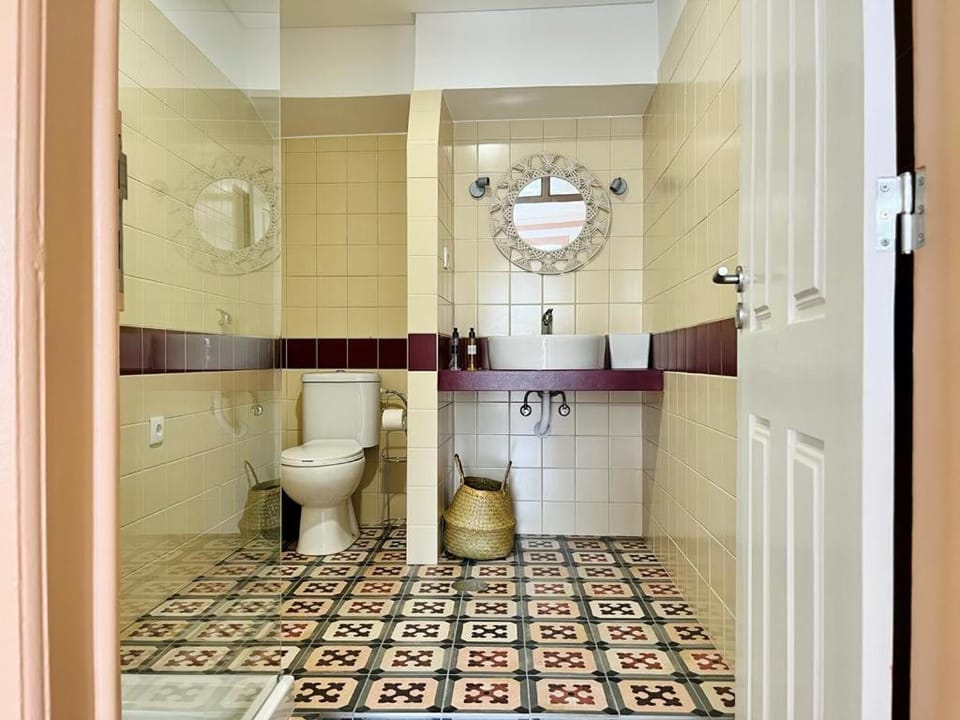 Toilet, Bathroom