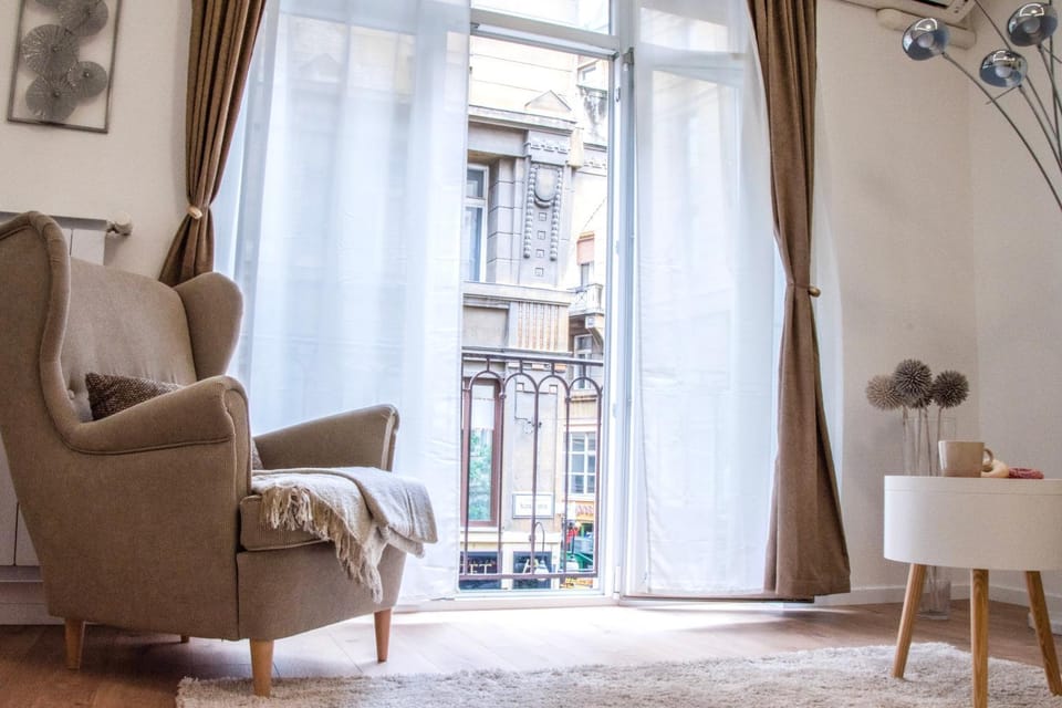 Living room, City view