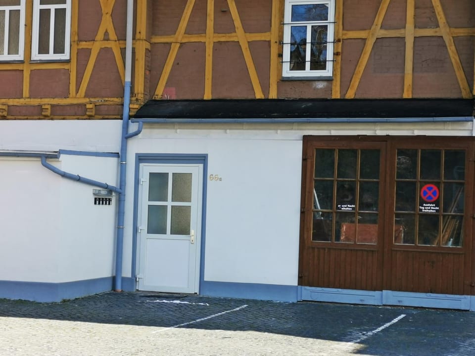 Property building, Facade/entrance