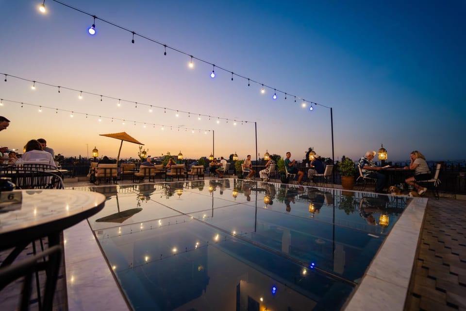 Natural landscape, Balcony/Terrace, Dining area, Sunrise