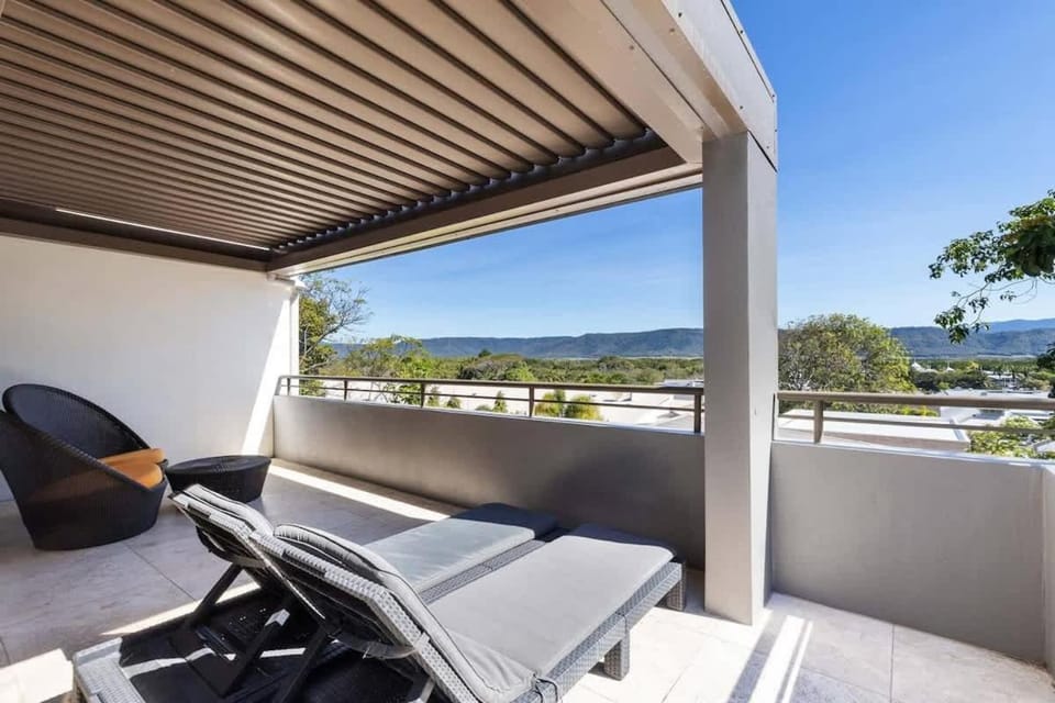 Villa Mercedes - Poolside Tranquility on Murphy St House in Port Douglas