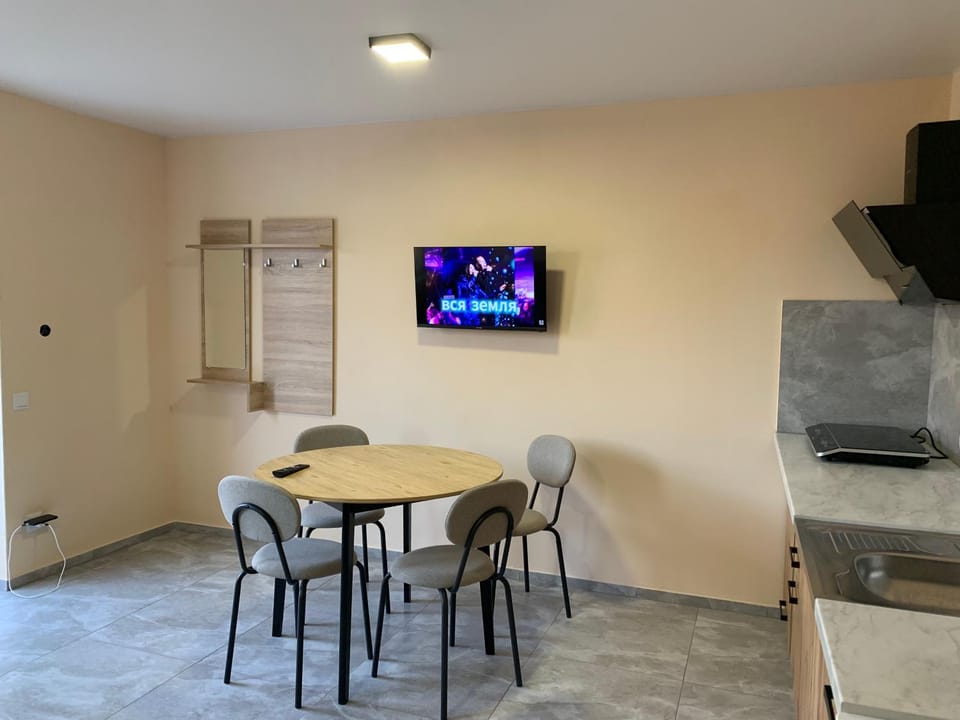 Kitchen or kitchenette, Living room, Dining area