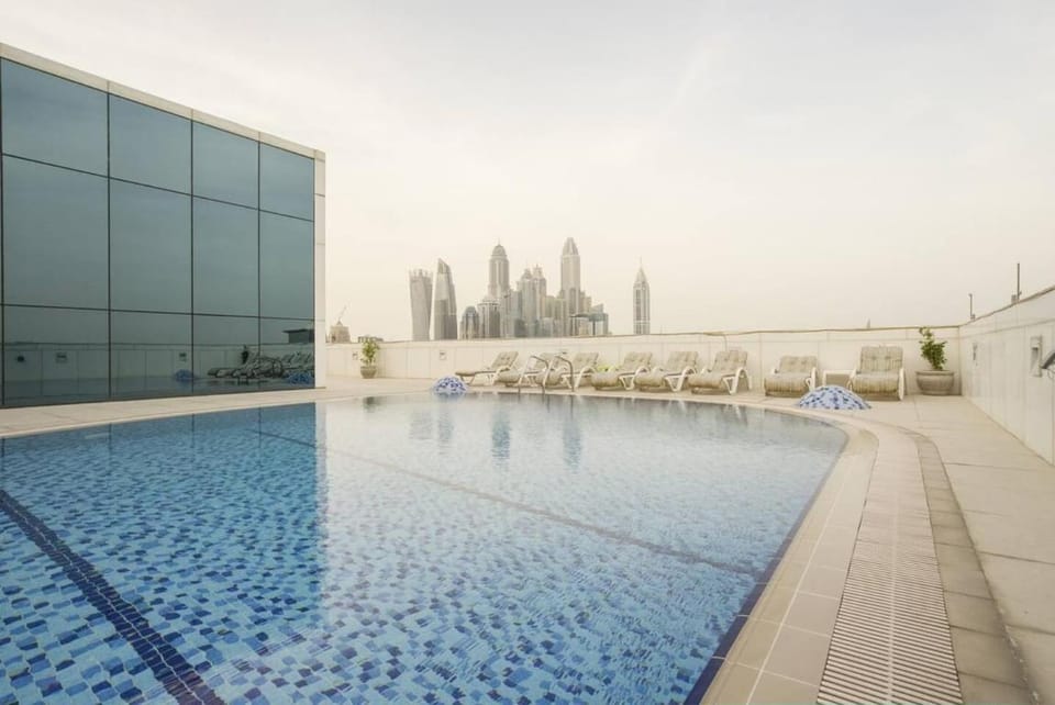 Property building, Swimming pool, Swimming pool