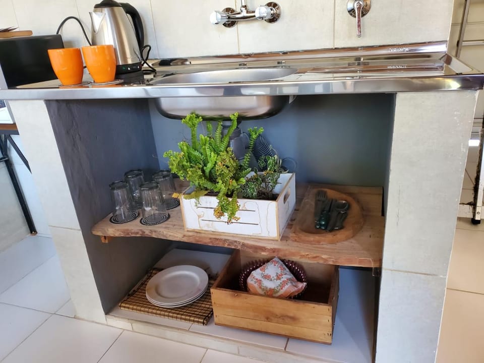 Coffee/tea facilities, Kitchen or kitchenette