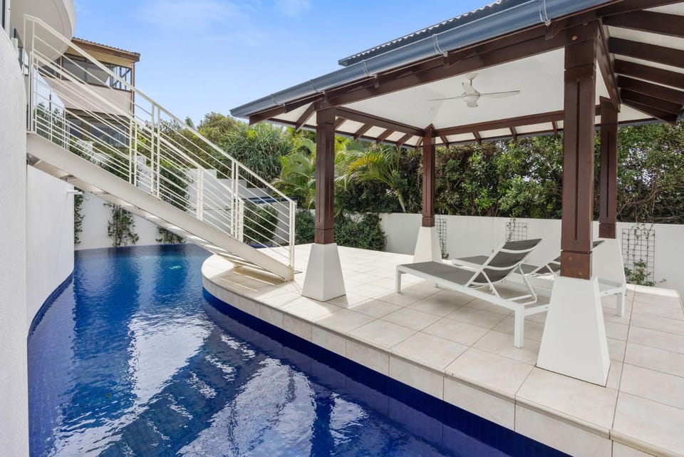 Balcony/Terrace, Balcony/Terrace, Swimming pool, Swimming pool, sunbed
