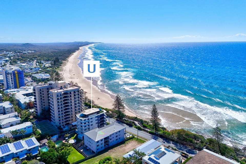 Phoenix 8 Apartment in Coolum Beach