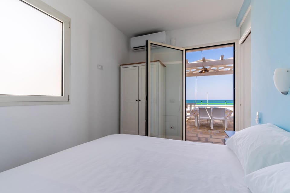 Bedroom, Sea view