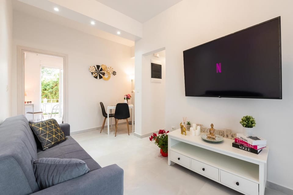 TV and multimedia, Living room, Seating area
