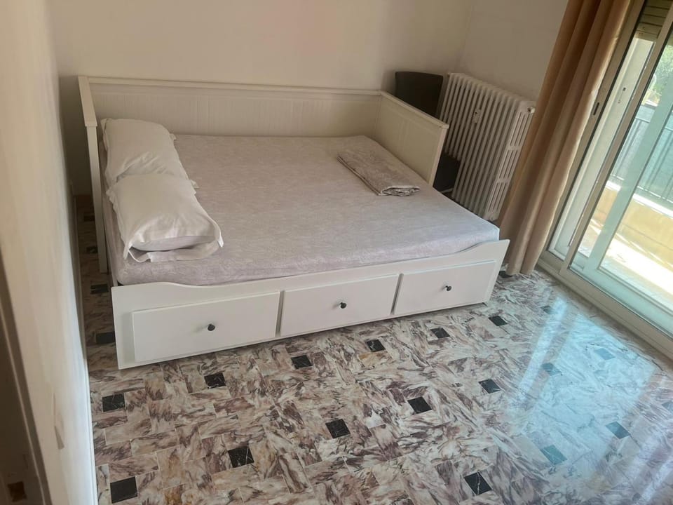 Bed, Balcony/Terrace, Bedroom, towels