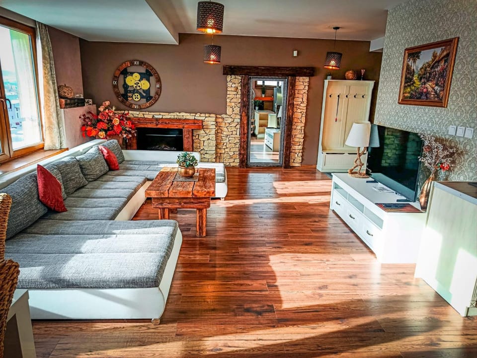 TV and multimedia, Living room