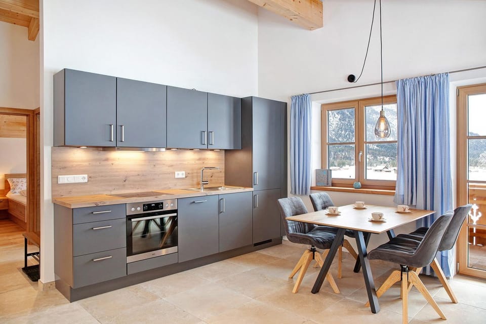 Property building, Kitchen or kitchenette, Living room