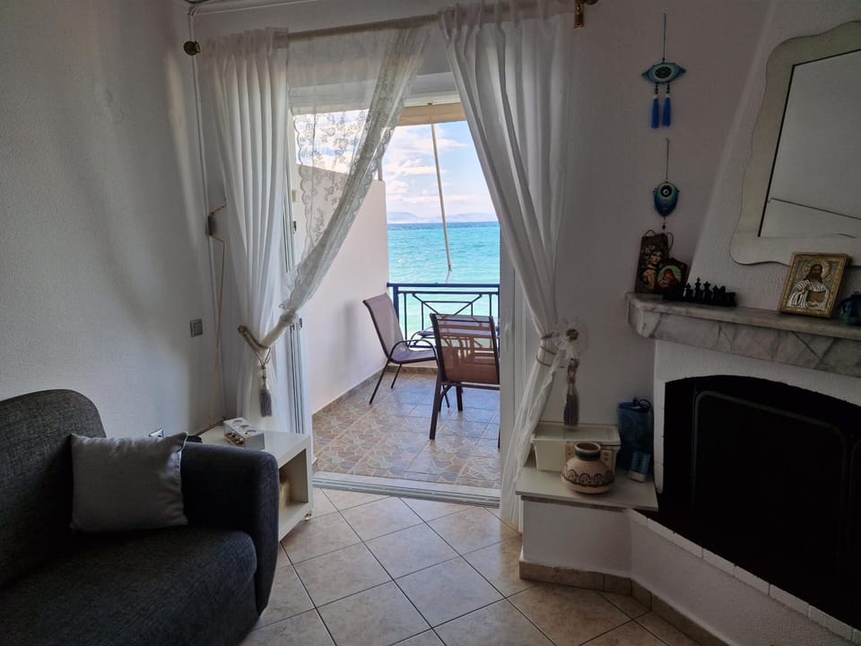 Living room, Sea view