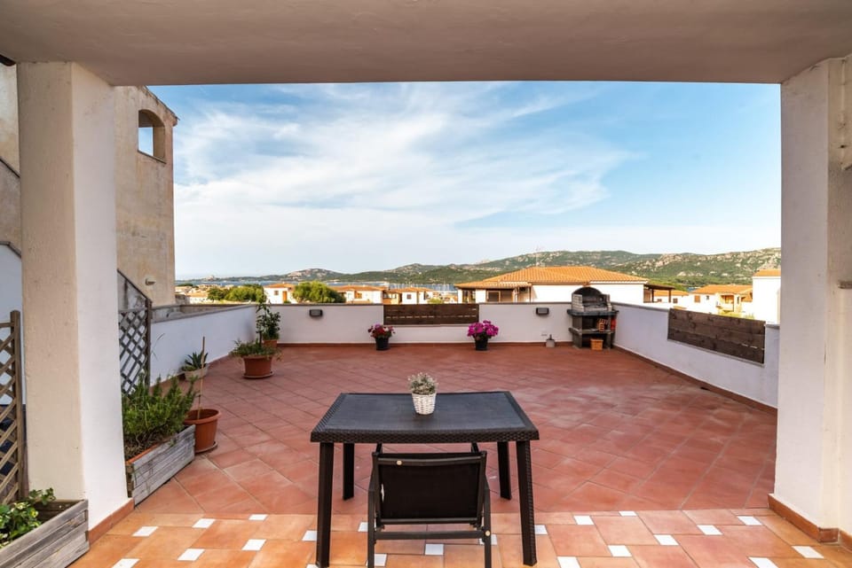 View (from property/room), Balcony/Terrace