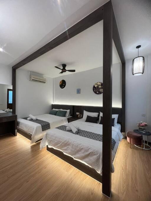 [New!] 1min to JonkerStreet Melaka loft 3BR 10PAX House in Malacca