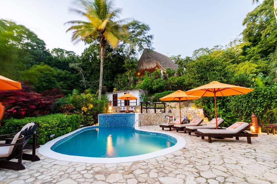 Swimming pool