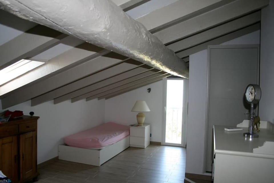 Maison golfe d'Ajaccio: vue mer Villa in Corsica