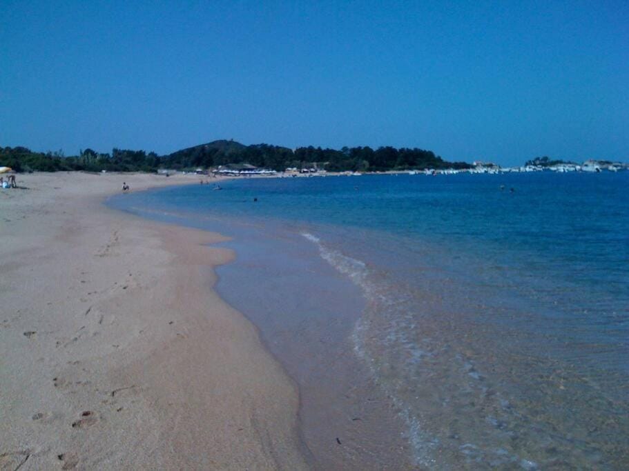 Maison golfe d'Ajaccio: vue mer Villa in Corsica