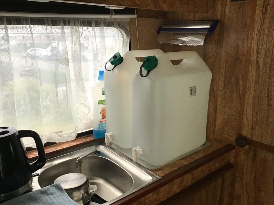 VINTAGE CARAVANE Campground/ 
RV Resort in Hauts-de-France