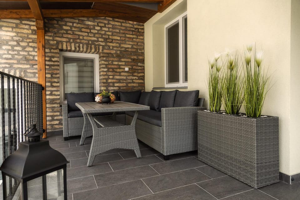 Patio, Balcony/Terrace, Balcony/Terrace