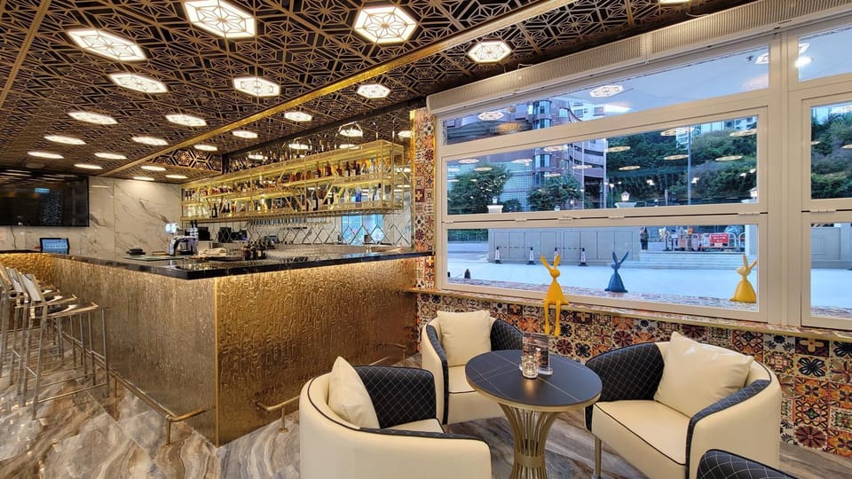 Lounge or bar