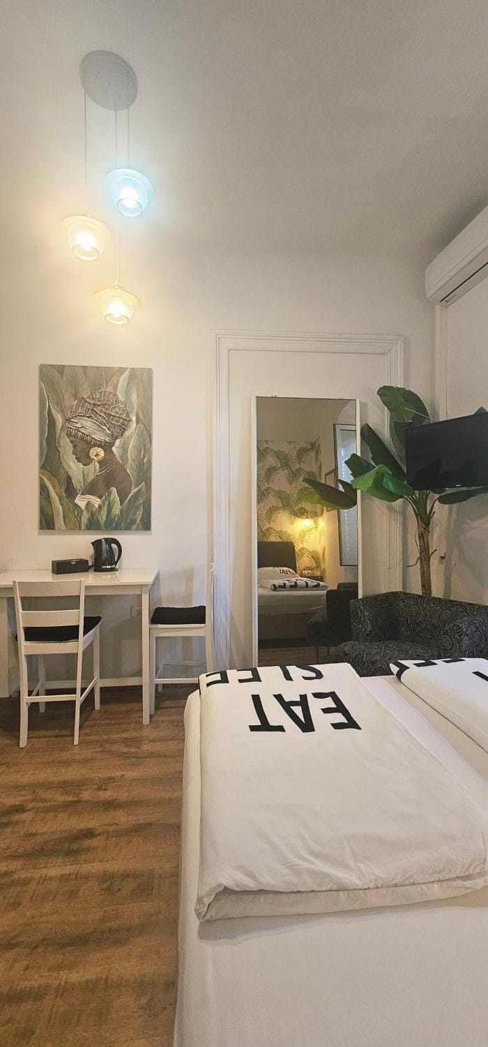 Room Lui, sa besplatnim parkingom Bed and Breakfast in Rijeka