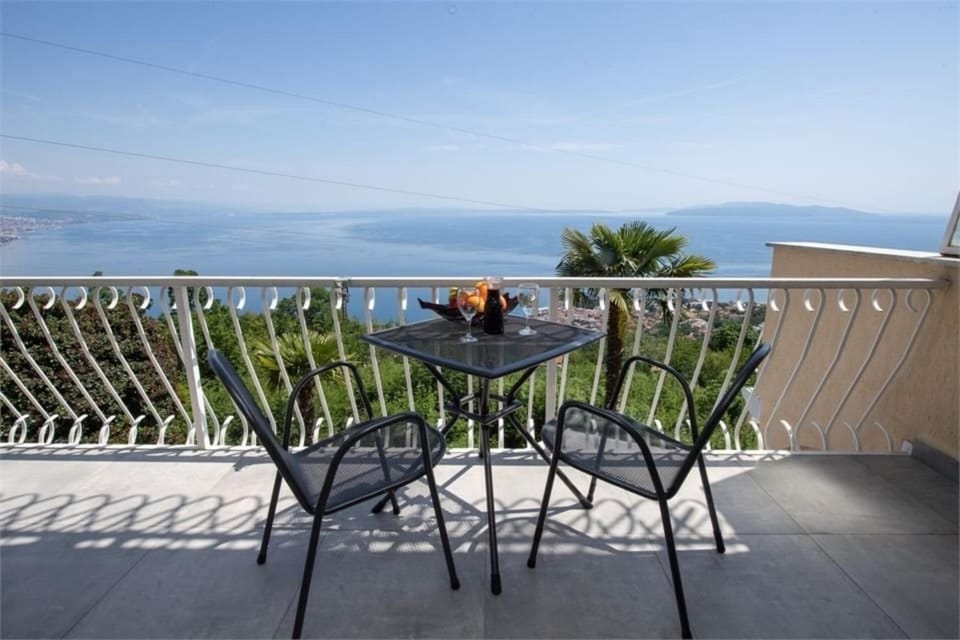 BELA VISTA 4 Appartements Opatija Apartment in Opatija