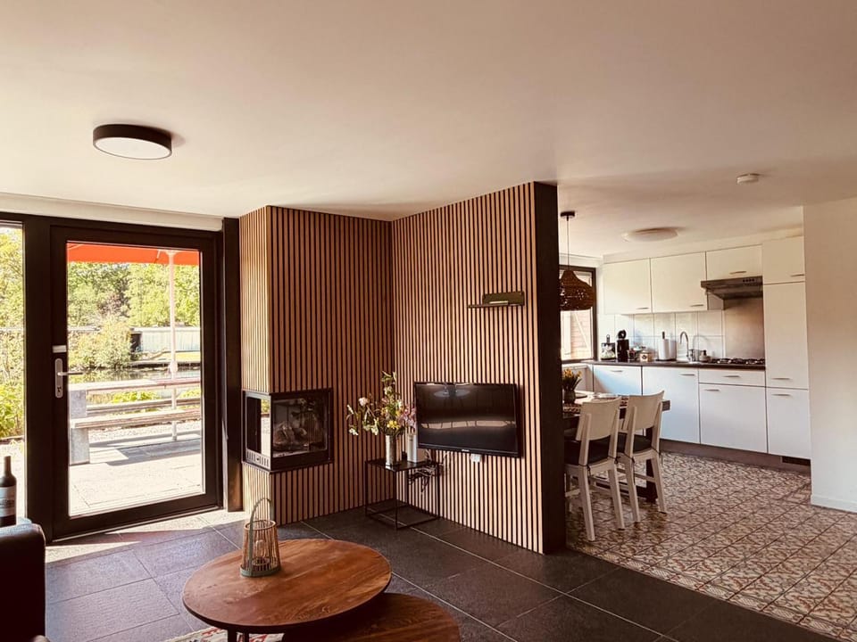 Bunga Vijverzicht House in Limburg (province)
