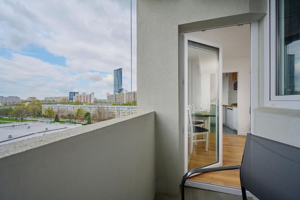 Balcony/Terrace, City view