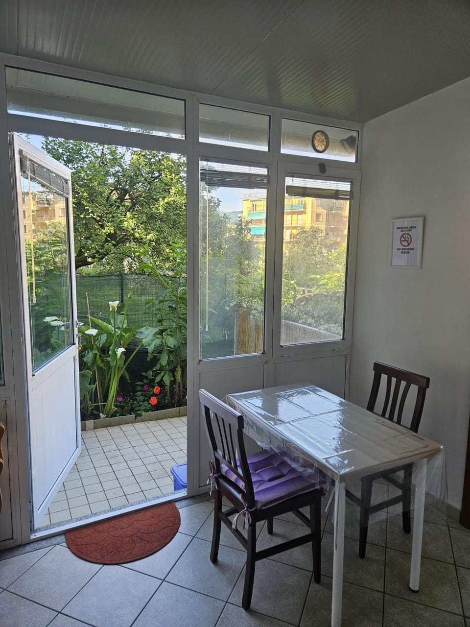 Property building, Garden, Dining area